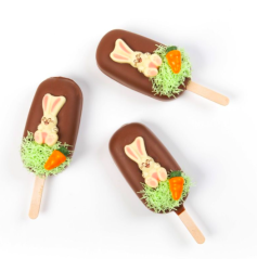 Konfety zelená tráva