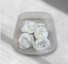 Fondánové růžičky - Bílé