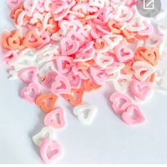 Cukrová srdíčka 12mm červeno-růžovo-bílá