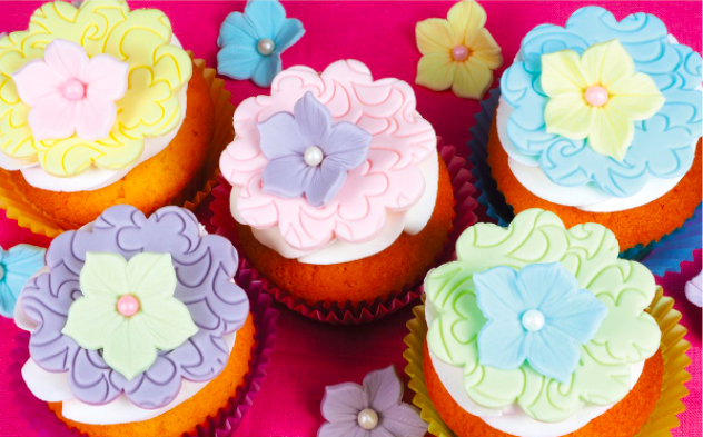 Potahovací hmoty a fondány - Skladem