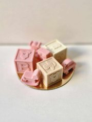 Čokoládové kostičky růžové