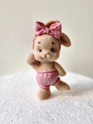 Čokoládová figurka - tančící králíček